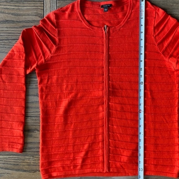 Ann Taylor Factory Zip Up Cardigan Sweater with Horizontal Ribbing Size Large - Picture 8 of 10